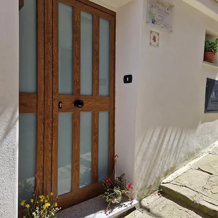 A Casa Di Nonna Bed & Breakfast 3*